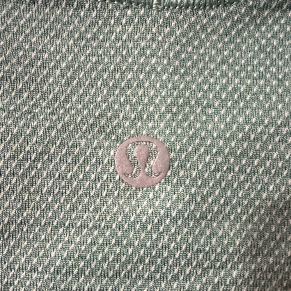 Lululemon Green Men's Shirt - Picture 5 of 5